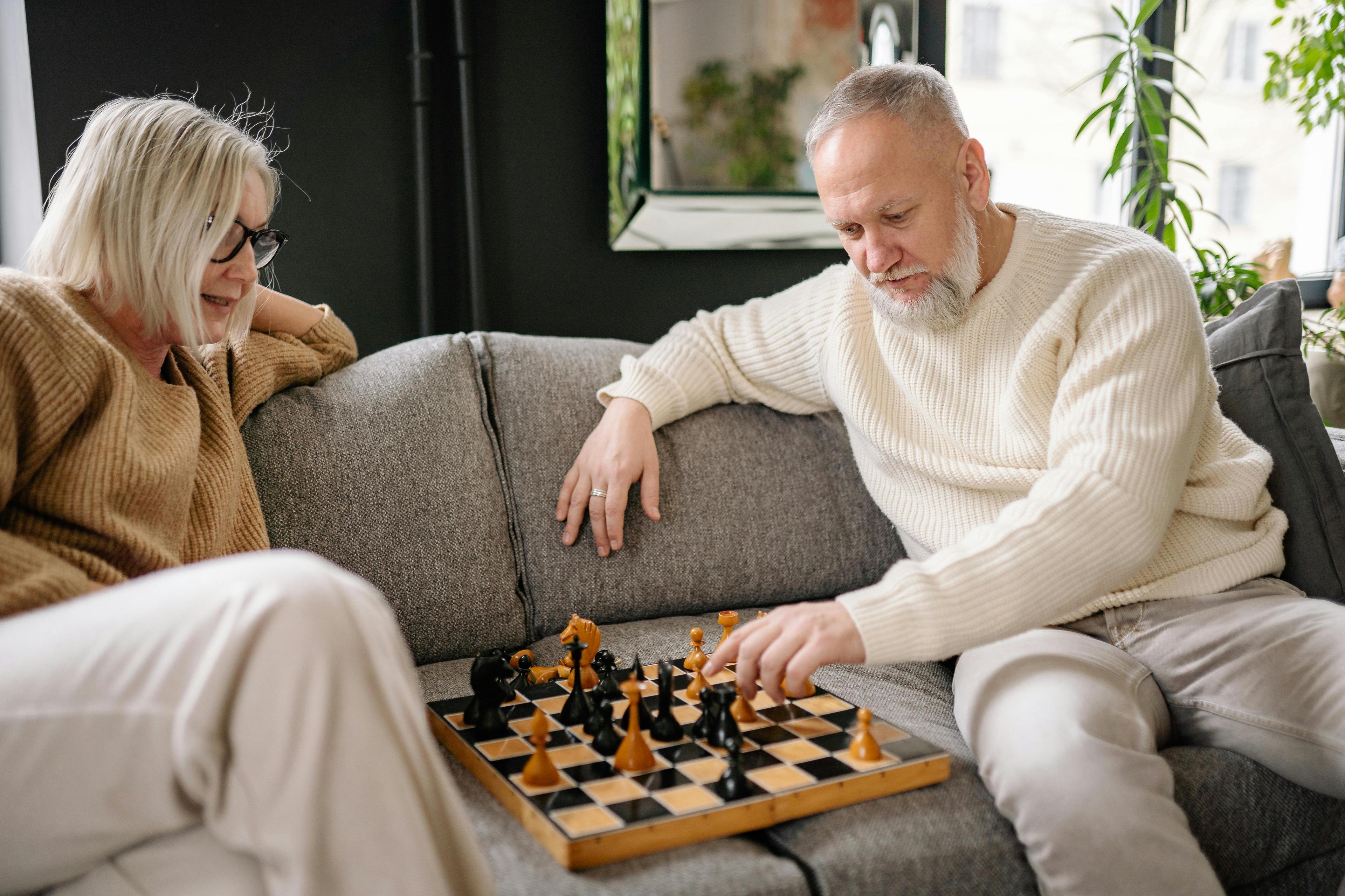 The Top 13 Games for Elderly: Keep Sharp & Have Fun in 2025