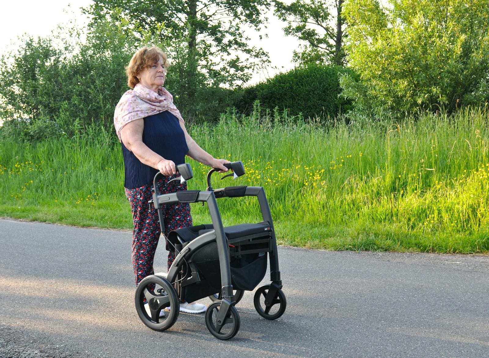 Walker or Rollator? How to Pick the Right Mobility Aid for an Aging Parent