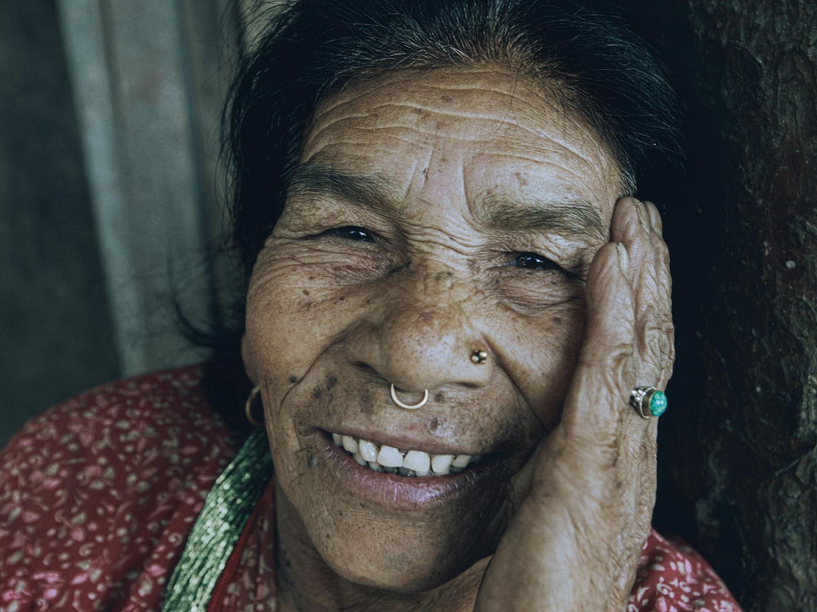 Dental Care for Seniors: 8 Things That Change After 65